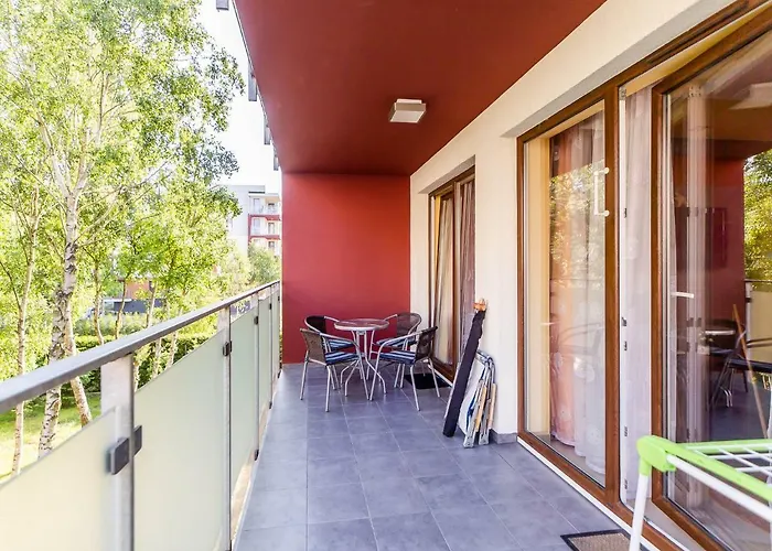 Apartament pomarańczowy z basenem,sauną-blisko morza.